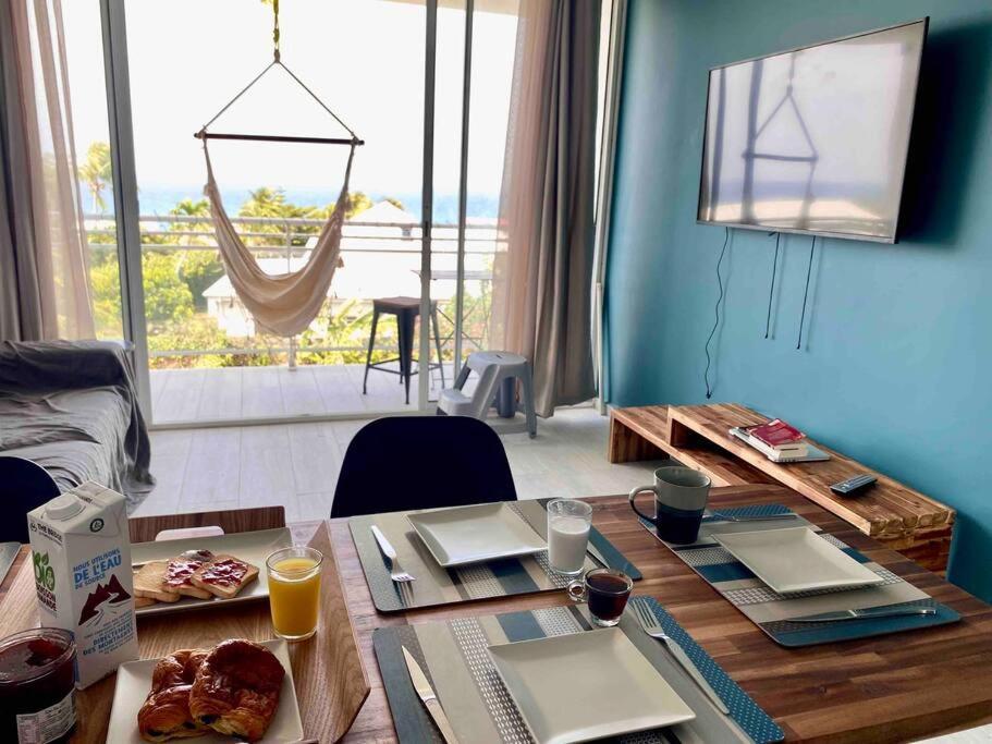 Super Appartement Refait A Neuf. Vue A Couper Le Souffle Ле-Гозьє Екстер'єр фото